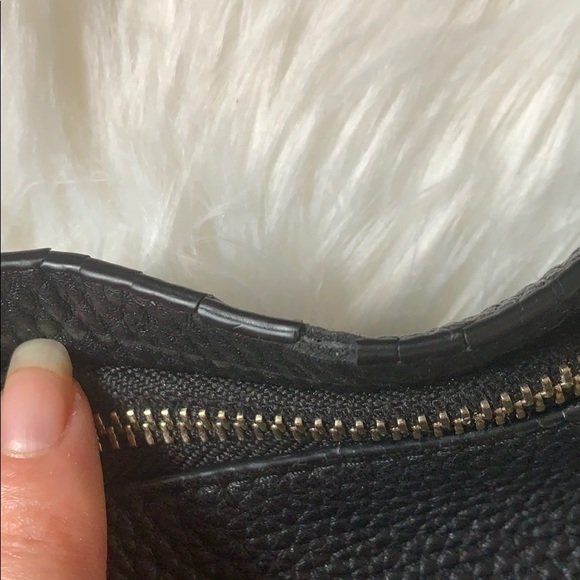 Coach - Black Leather Shoulder Purse with Scarf - Picture 13 of 15